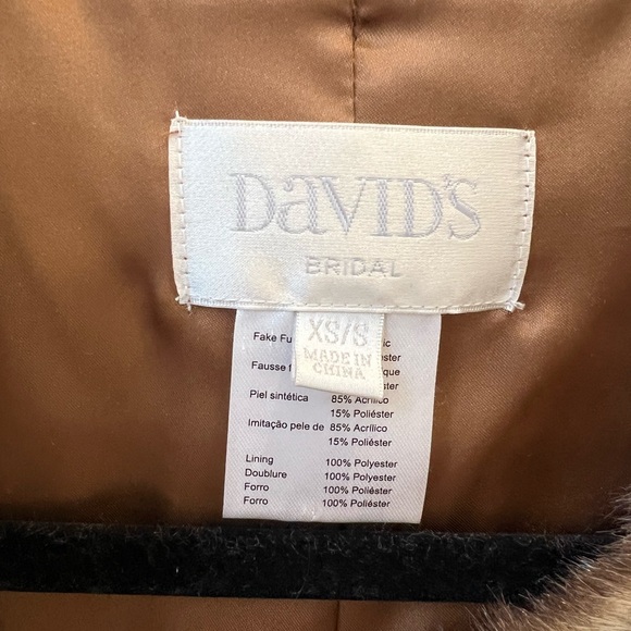 Faux Fur Jacket. Worn once for an hour on my wedding day. Size Small / XS - Picture 7 of 7